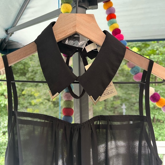 NWT Ya Los Angeles Black Sheer Button Down Satin Collar Top Size S - Picture 8 of 14